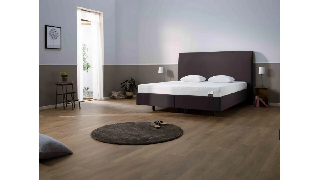 Materasso rigido che allevia i punti di pressione, seguendo il profilo del corpo e adattandosi al peso del corpo, per un sostegno personalizzato, Firm Elite Cooltouch di Tempur