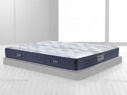 Materasso Magnicool 10 Soft offre una freschezza ineguagliabile grazie all'innovativo tessuto di rivestimento, che favorisce la circolazione dell'aria e mantiene costante il microclima di Magniflex