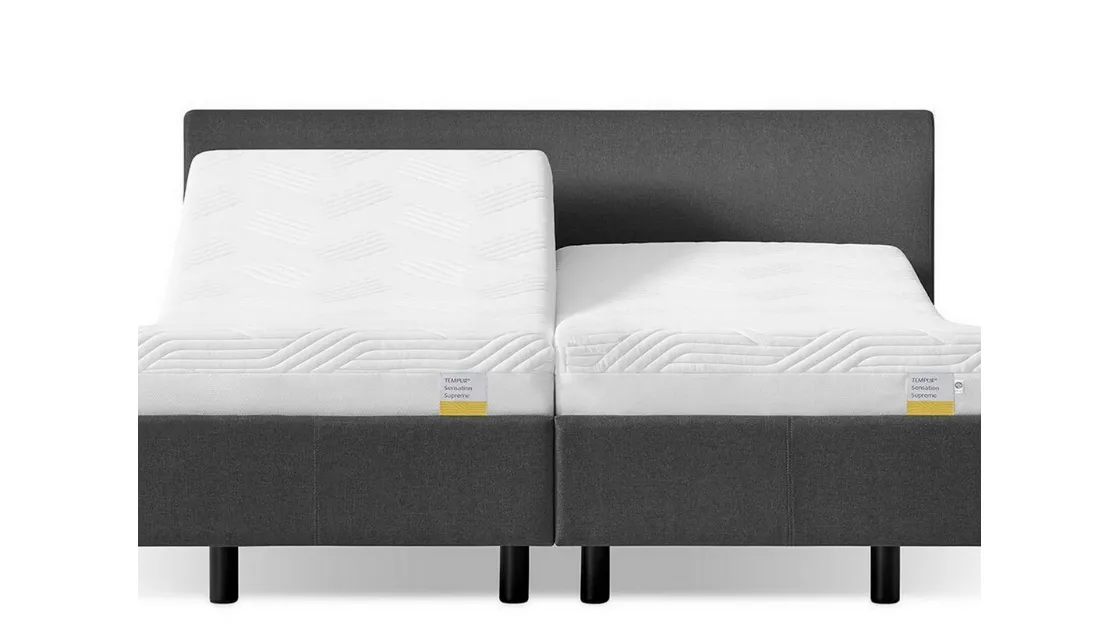 Materasso con struttura a strati che permette l'alleviamento della pressione e permette maggiore libertà di movimento durante la notte Sensation Supreme Cooltouch di Tempur