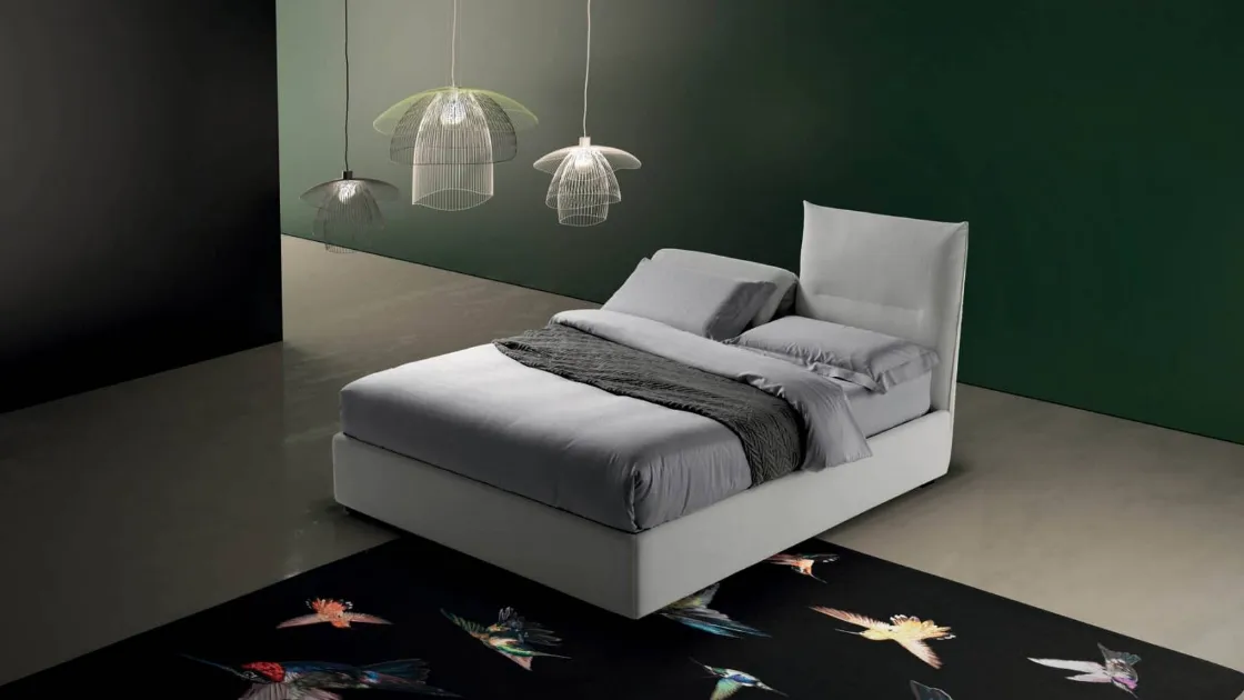 Letto matrimoniale con testiera relax regolabile Sharp di Bside